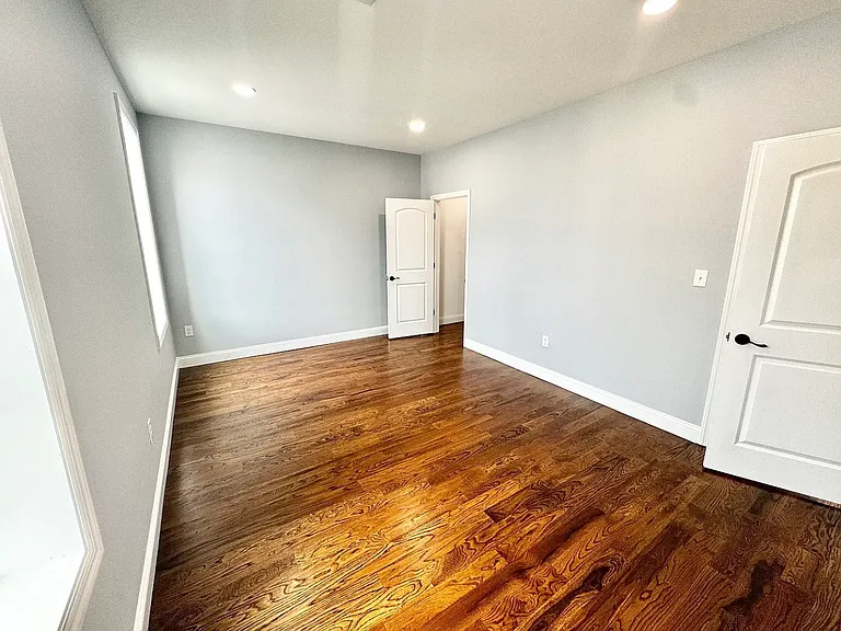 224 Niles St #2F — Photo 17