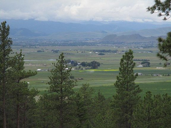 3rd image of 6105 High Country Dr