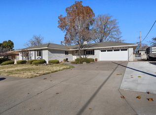 7513 Gladden Ave NE, Albuquerque, NM 87110