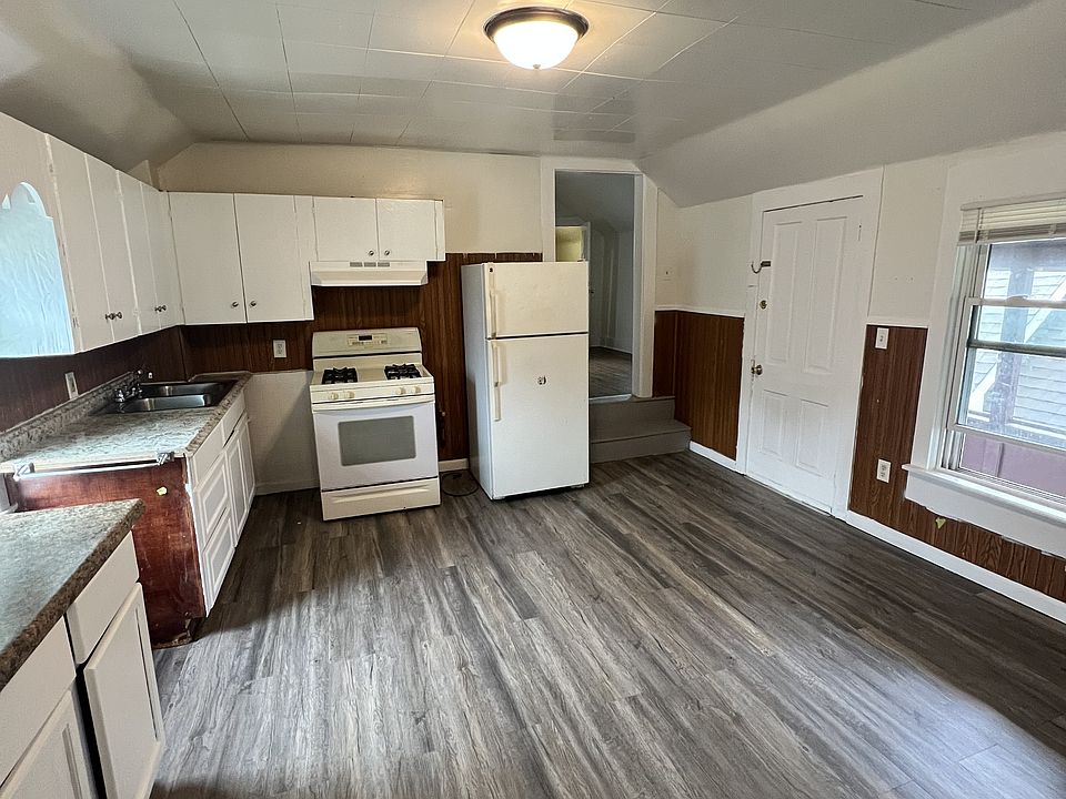 1st image of 336 Edmund Avenue Westunit #2