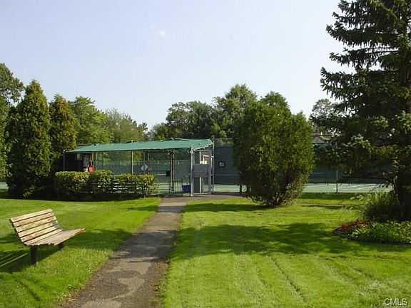 5th image of 136 Bison Ln #B