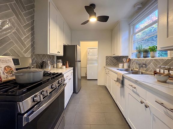 2nd image of 6143 W Olympic Blvd