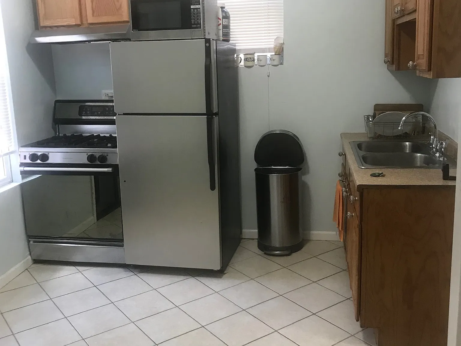 2 bed, 700 sqft, $875 — Photo 4