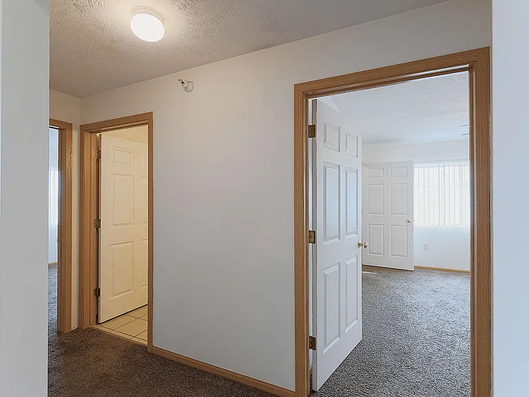 Park Ridge Apartments — Photo 79