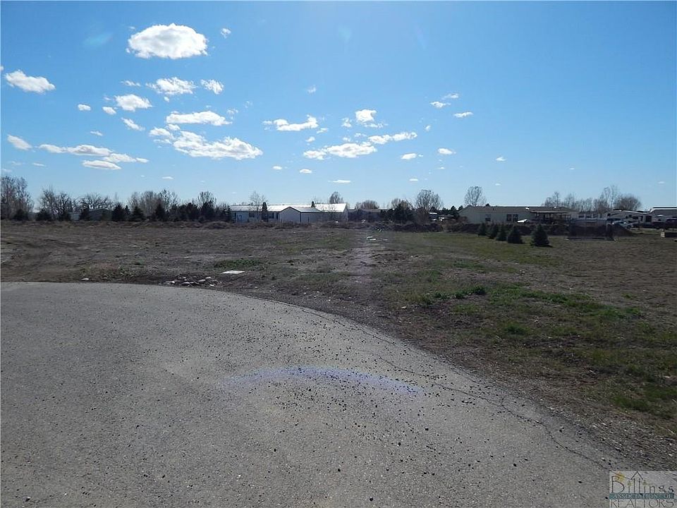 1st image of 4827 Lorenz Ln