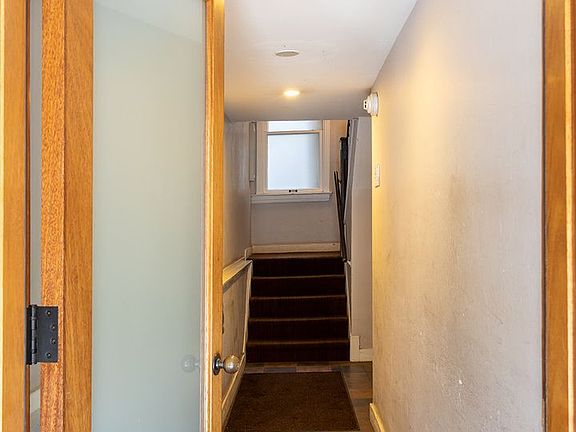 4th image of 1366 Haight St APT 1