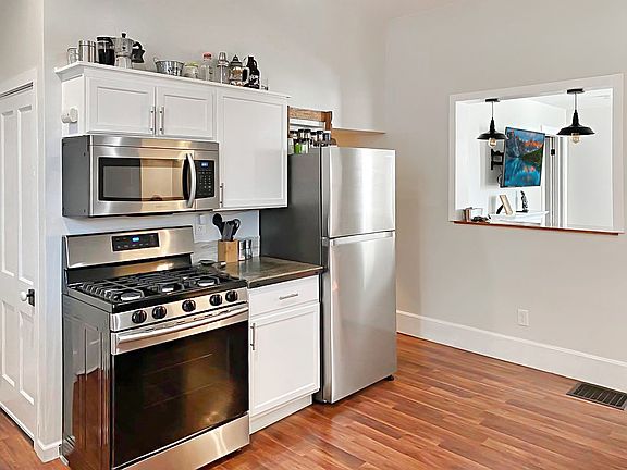 2nd image of 533 S New York Ave