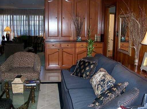 4th image of 801 Saint Joseph St #17