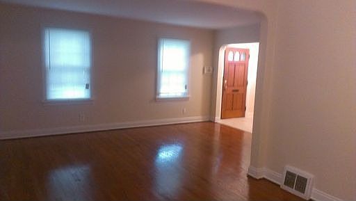 5th image of 5306 College Ave