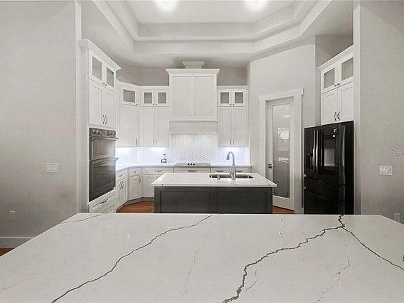 5th image of 520 Oakwood Blvd