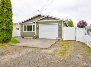 513 N 10th St, Elma, WA