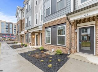 2 Sadie Cir #2103, Union, NJ 07083