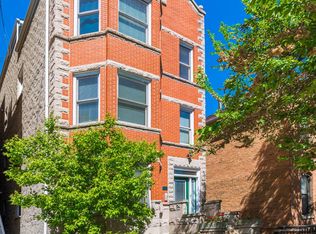 861 W Wrightwood Ave #1, Chicago, IL 60614