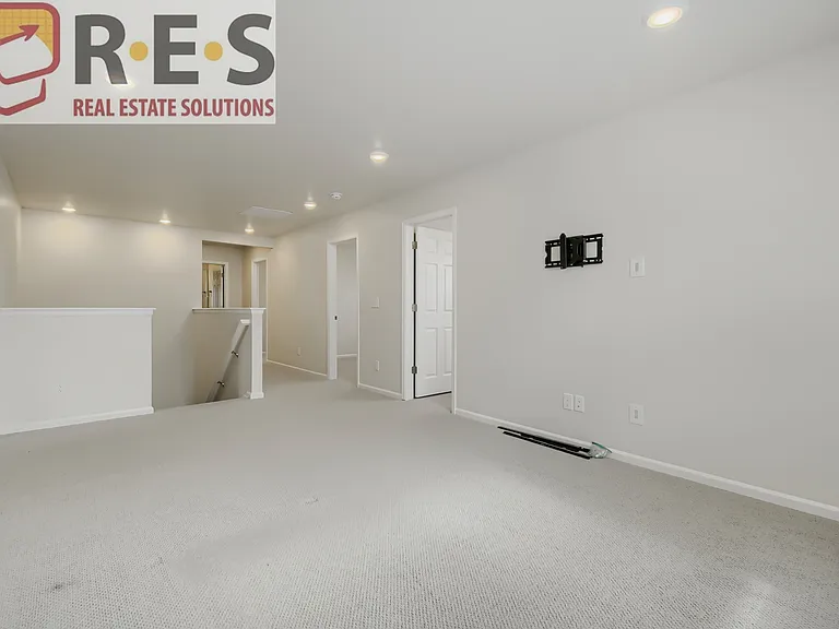 6134 Sugarloaf St — Photo 12