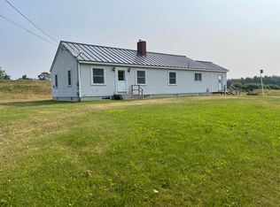 295 Augusta Rd, Jefferson, ME 04348