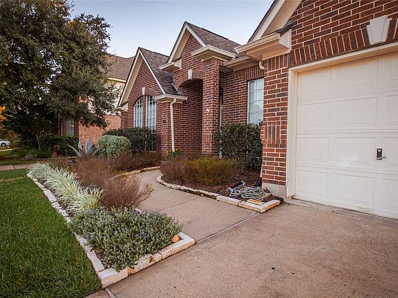 4th image of 6722 Knoll Park Drive