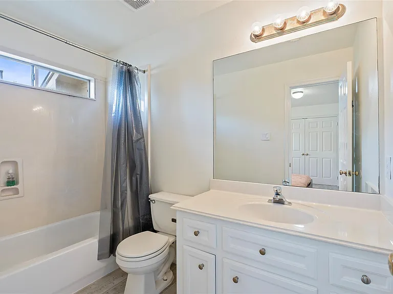 2060 Glencove Dr — Photo 24