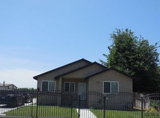 8441 Fuller Dr, Bakersfield, CA 93307