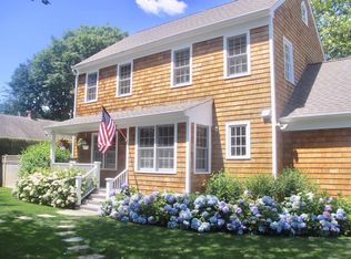 13 Church St, East Hampton, NY 11937