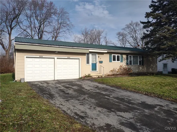 111 Edgemere Rd, Syracuse, NY 13208