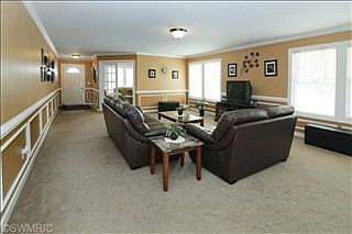 3rd image of 6788 Annandale Dr