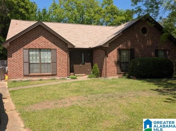 6125 Willow Glen Dr, Montgomery, AL 36117
