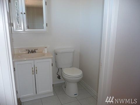 5th image of 1083 NW Cathlamet Dr