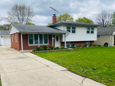 706 S Arlington Heights Rd, Arlington Heights, IL, 60005