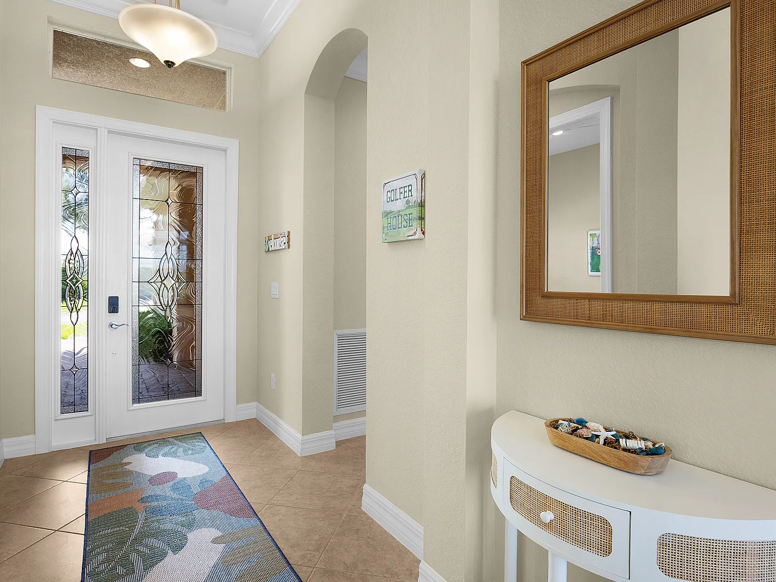 2 bed, 1827 sqft, $5,500 — Photo 4