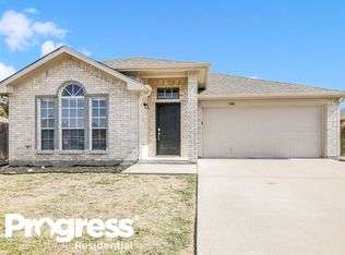 1306 Indian Wells Trl, Midlothian, TX 76065
