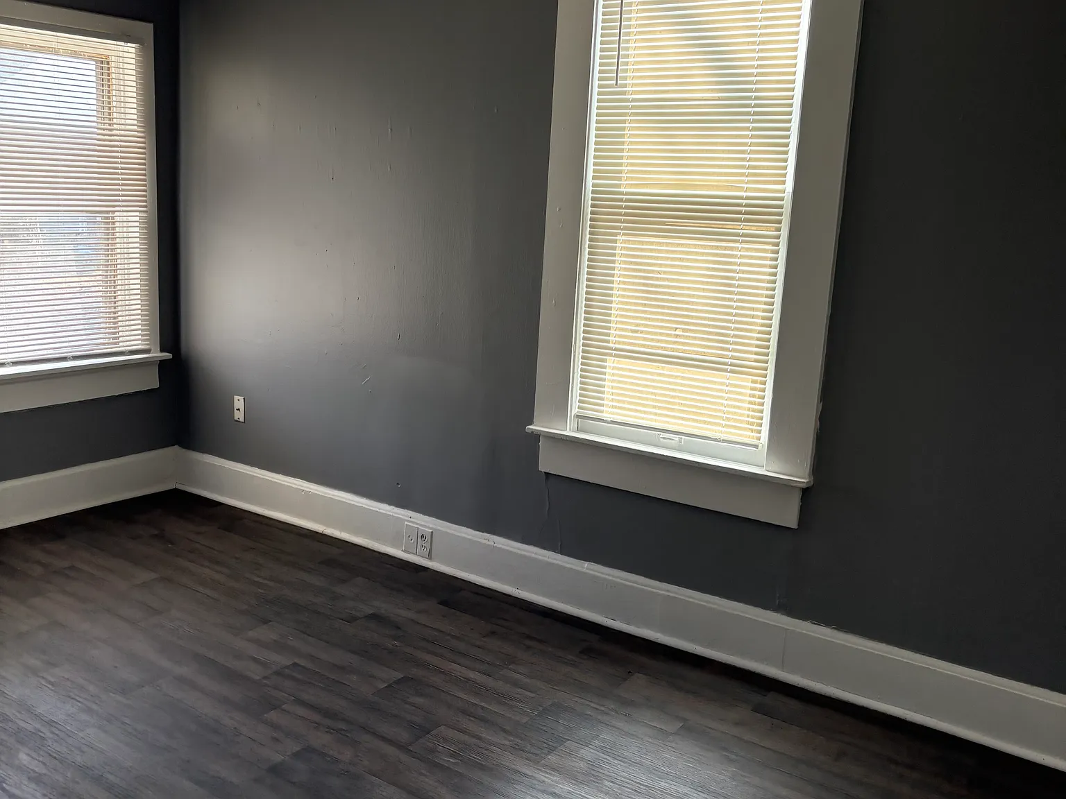 3 bed, $1,400 — Photo 4