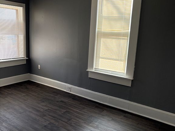 4th image of 2823 N 28th St
