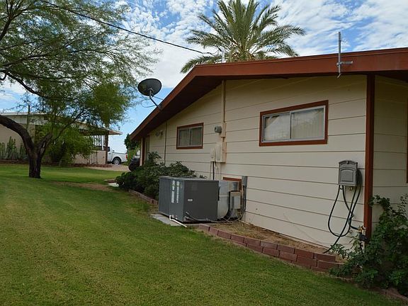 3rd image of 36360 E Antelope Dr