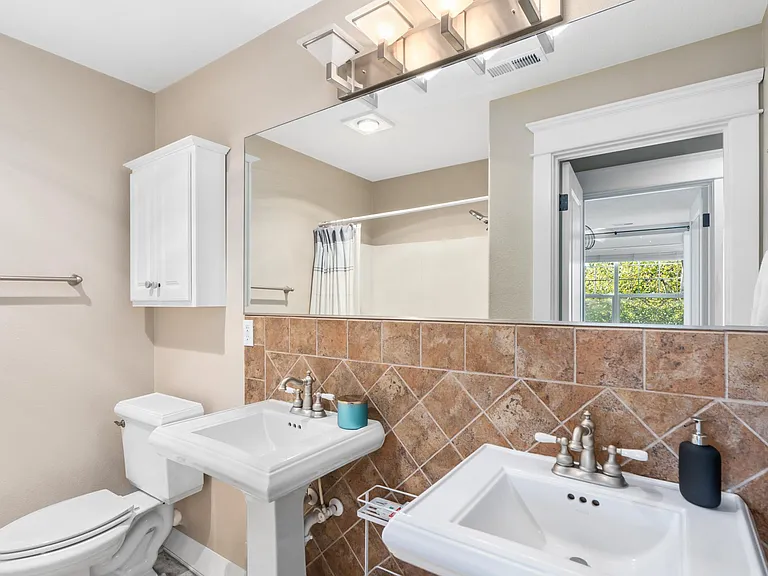 5537 N Delaware Ave — Photo 11