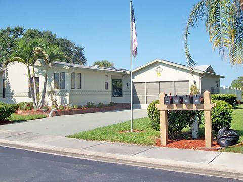 1st image of 1081 La Paloma Blvd