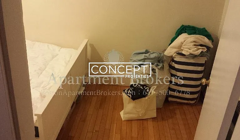 14 Wait St #3F — Photo 11