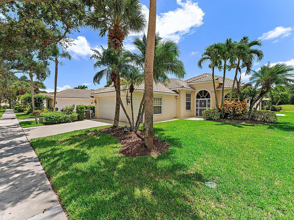 1st image of 8485 SE Palm Hammock Ln
