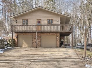5715 Hasslick Rd, North Branch, MI 48461