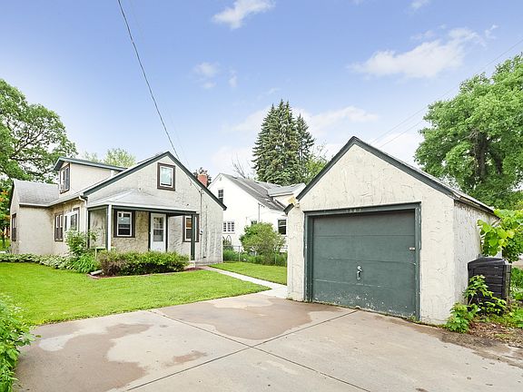 5th image of 1363 Como Ave