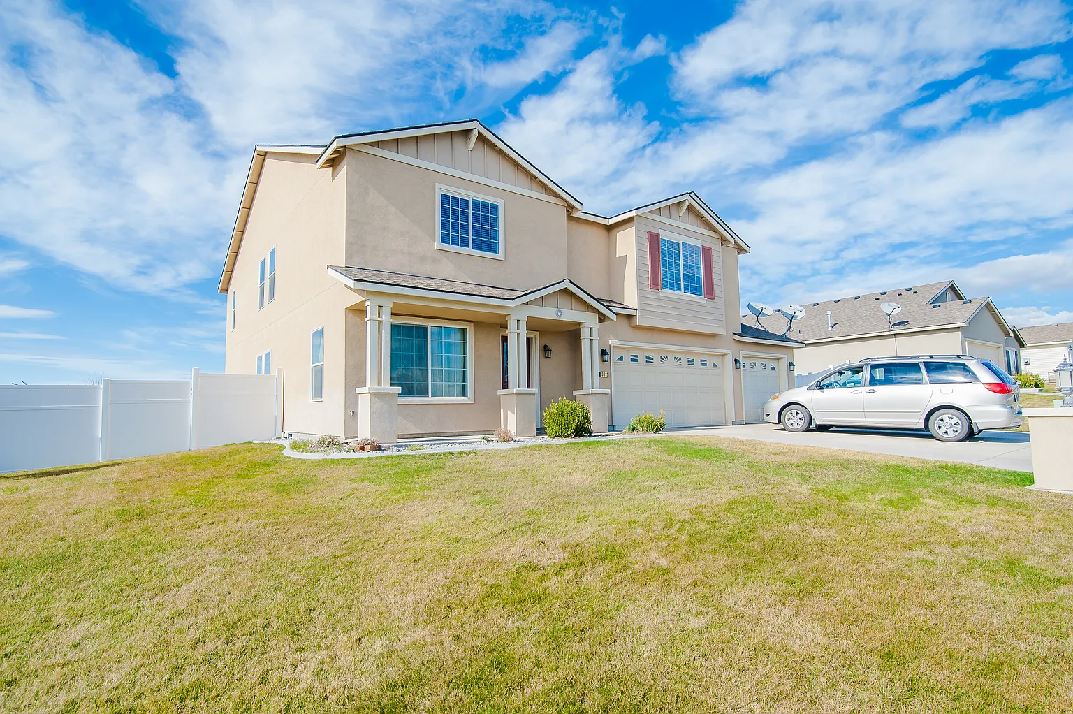 3312 Calder Ln photo 1