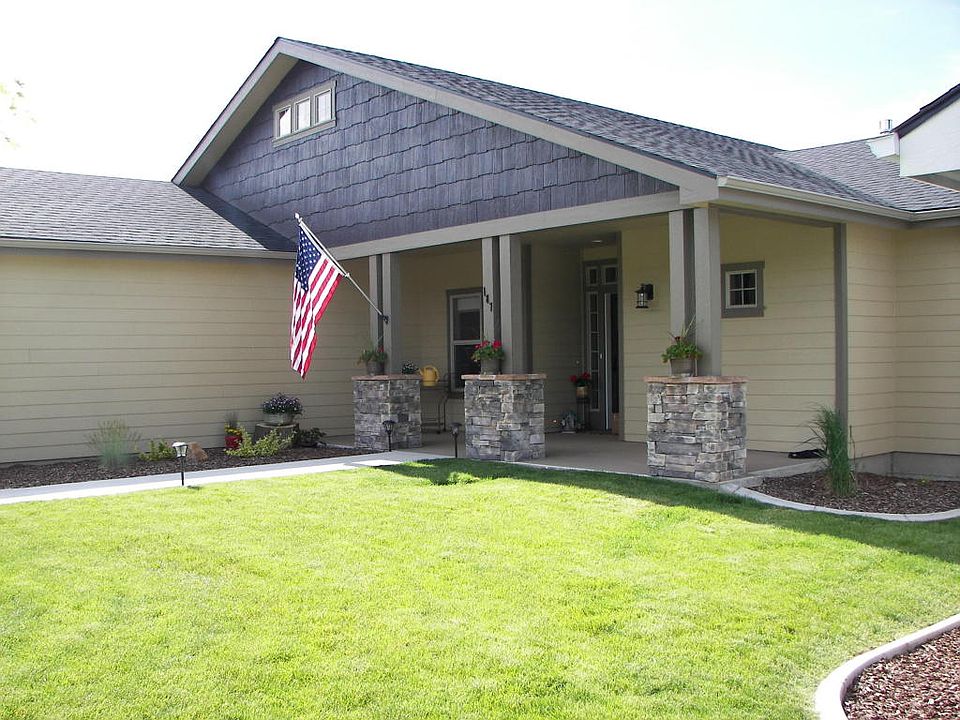 1st image of 154 Ironwood Dr