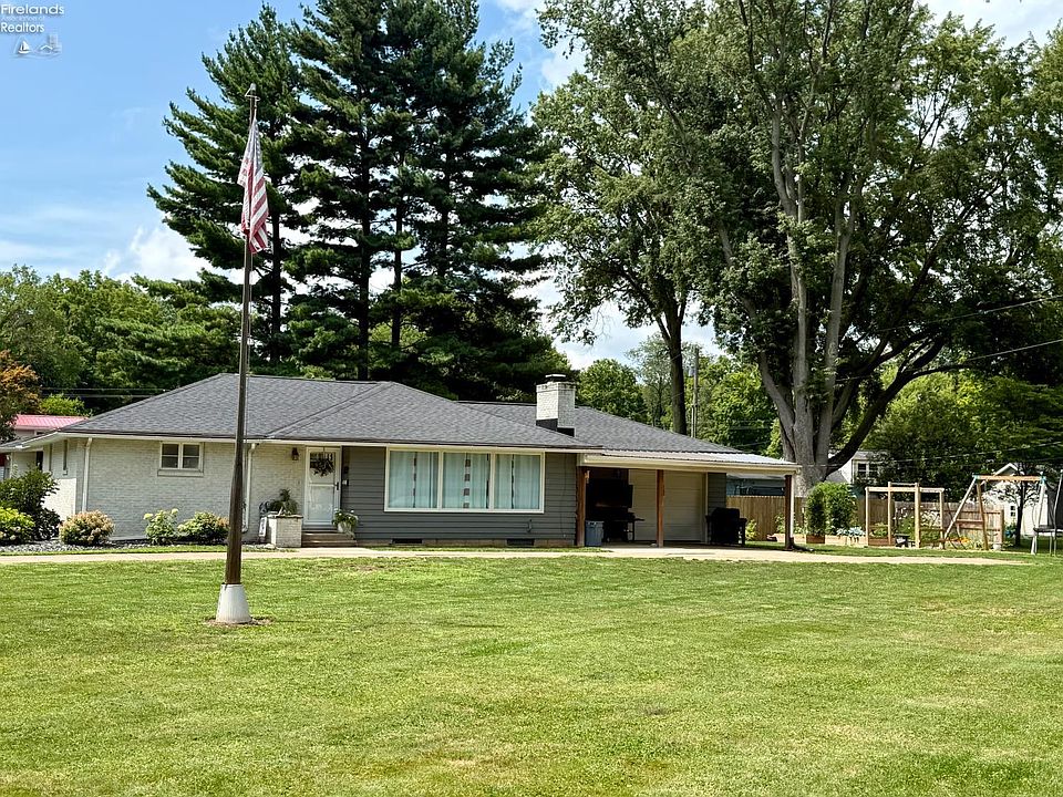 1st image of 58 Stoutenburg Dr