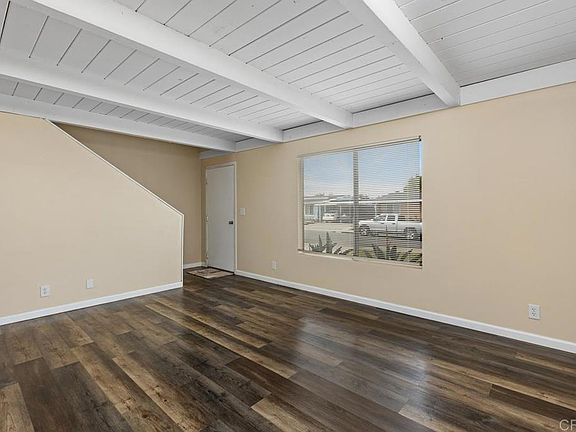 5th image of 921 Lemon Ave