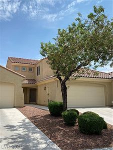 8800 Echo Grande Dr, Las Vegas, NV, 89131