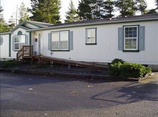 5511 Friendly Acres Rd, Florence, OR 97439