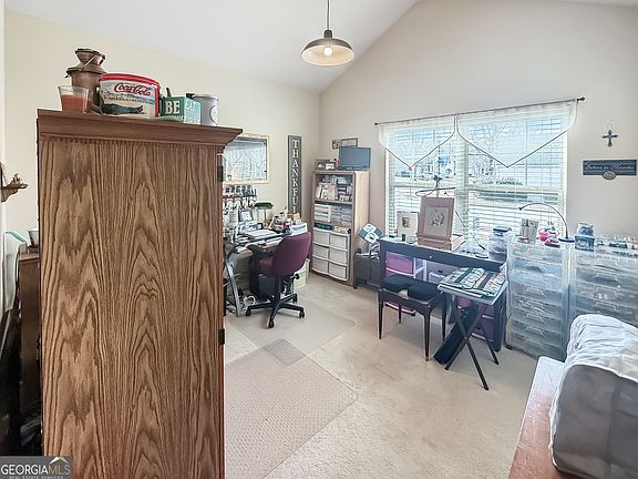 4th image of 103 Camden Rd