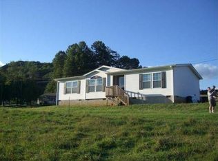 65 Justice Dr, Clyde, NC 28721