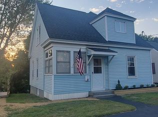 37 Kinloch Ave, Troy, NY 12180