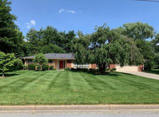 919 Millercrest Dr, Johnson City, TN 37604