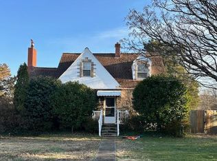 38 Langley Ave, Newport News, VA 23601